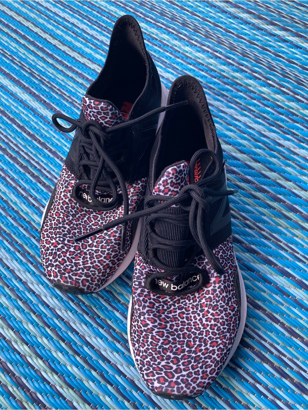NEW BALANCE 🐆 CHEETAH Print Women’s Athletic Bootie’s. Size 6